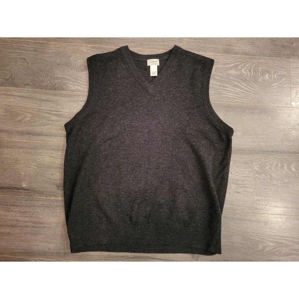 LL Bean Mens Vest XL Gray‎ 100% Lambs Wool V Neck